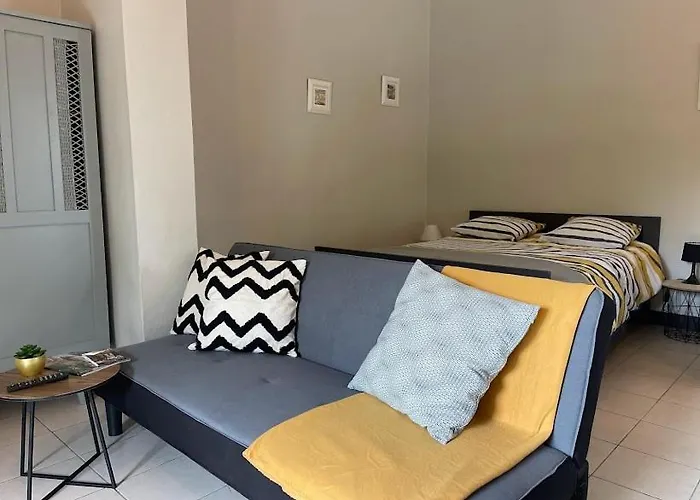 Les Hyacinthes 2 アパート サルラ・ラ・カネダ